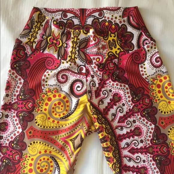 Pink and yellow paisley patterned leggings with a 3” wide waist band - Picture 2 of 4